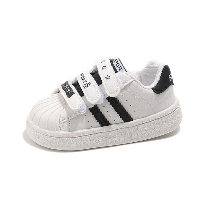 أحذية كاجوال عصرية للأطفال للربيع والخريف . Fashion Kids Casual Shoes for Spring and Autumn, Soft