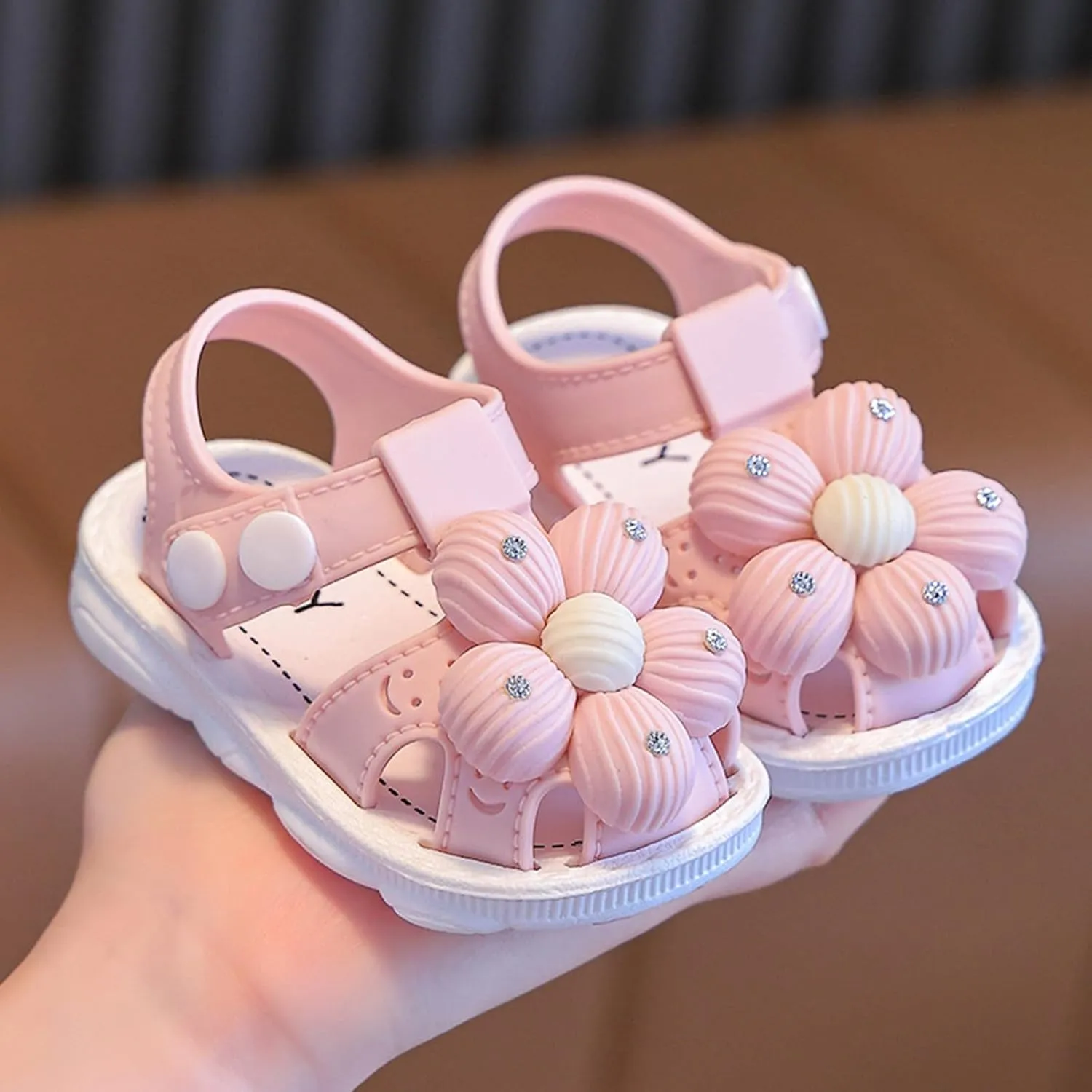 Children Shoes Comfortable Soft Sole Sandals Fashionable Flower Beach Bow Sandals Girls Indoor Slippers for Kids