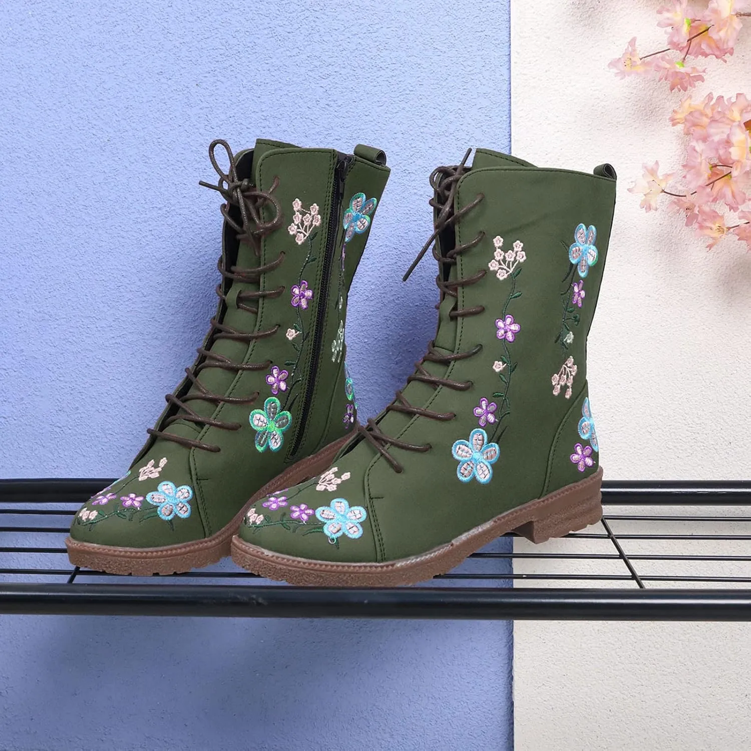 Combat Boots for Women Vintage Flower Design Lace Up Booties Leather Round Toe Side Zip-up Ankle Boots
