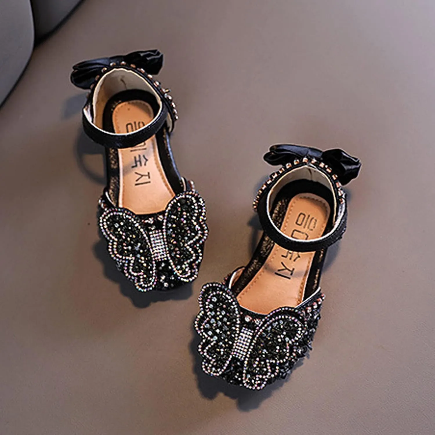 Girls Ballet Shoes Fashion Summer Girls Dance Shoes Princess Dress Performance Shoes Ribbon Pearl Bow Sandals Shoes