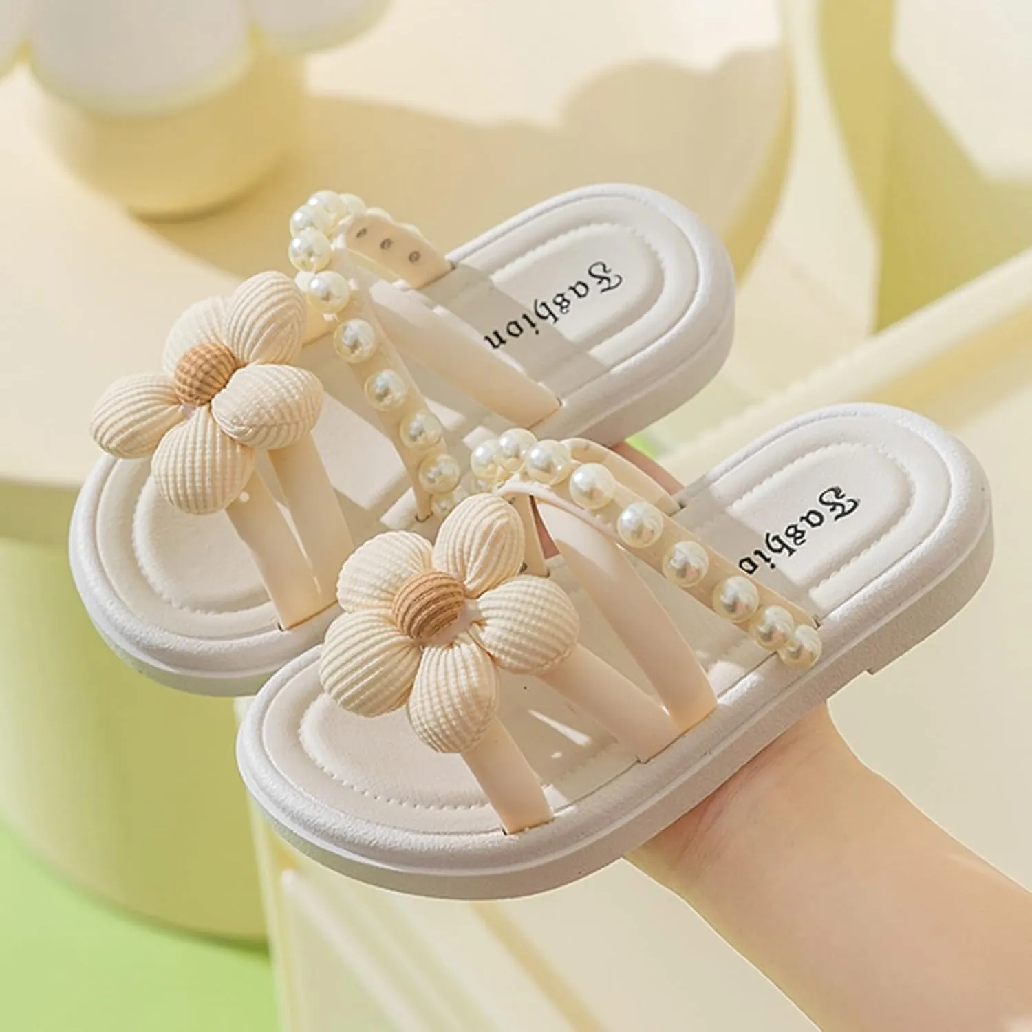 Girls Sandals Open Toe Children Shoes Comfortable Soft Soled Slippers Fashionable Flower Pearl Beach Sandals And Slippers