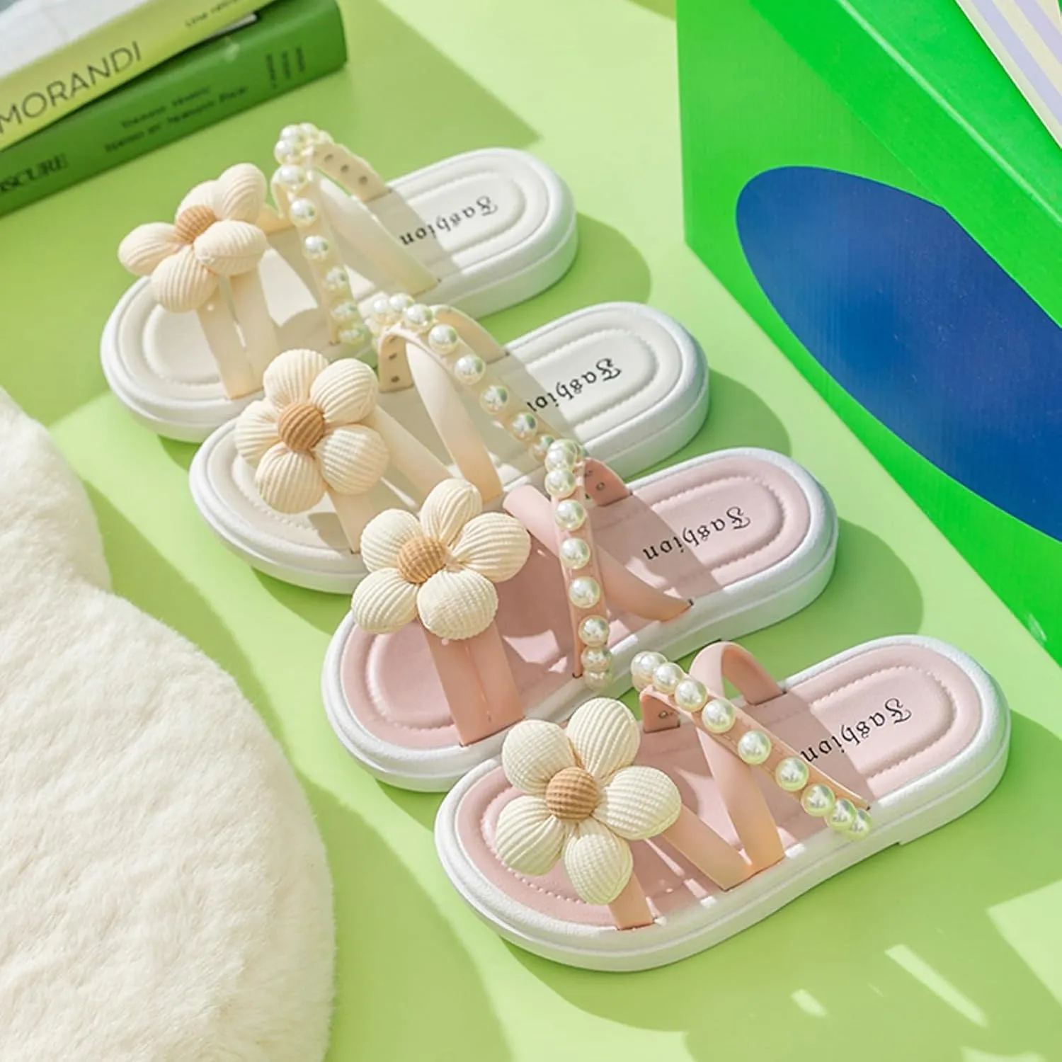 Girls Sandals Open Toe Children Shoes Comfortable Soft Soled Slippers Fashionable Flower Pearl Beach Sandals And Slippers