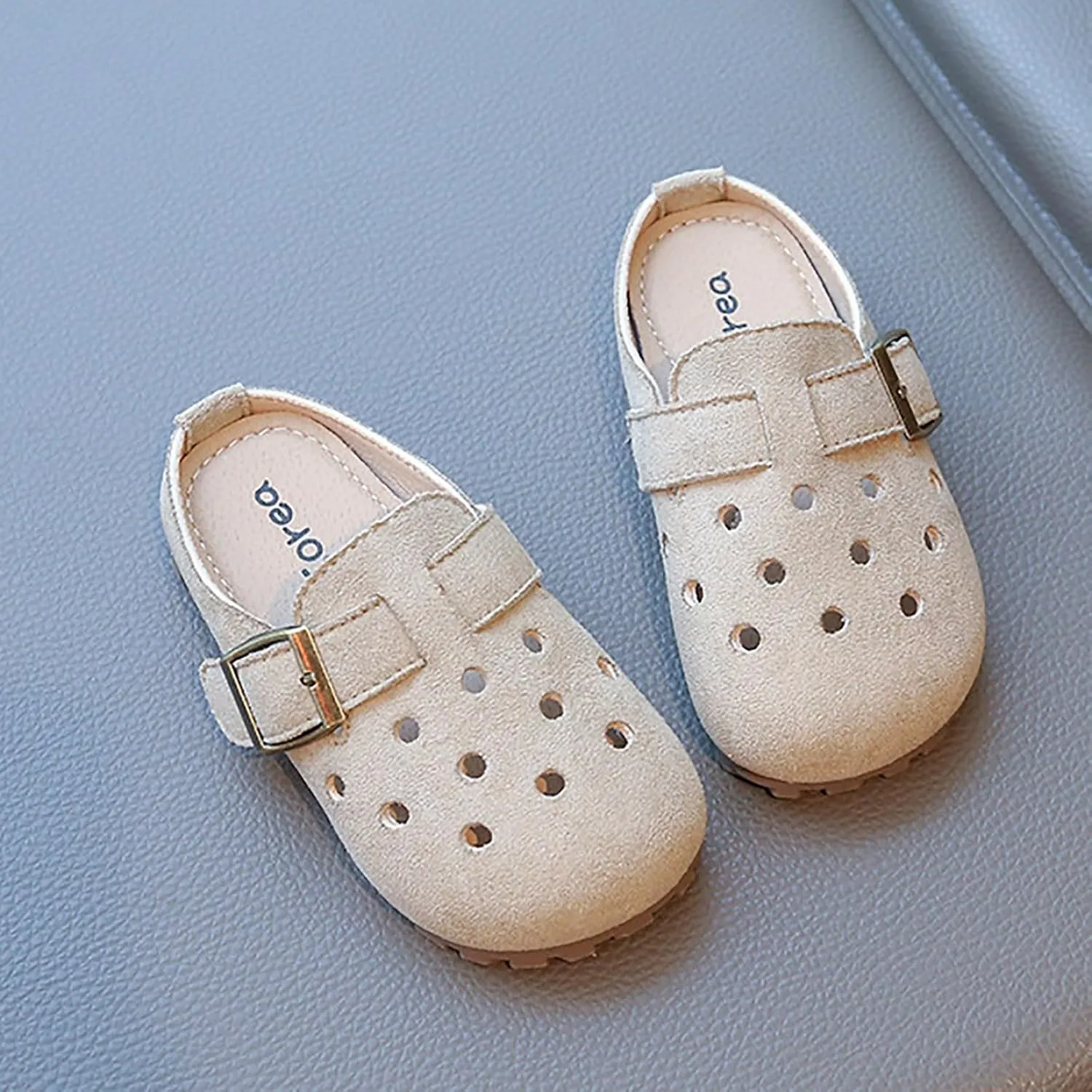 Girls Shoes Comfortable Closed Toe Slip On Sandals Fashionable Casual Slippers Sandals for Toddler Girl White