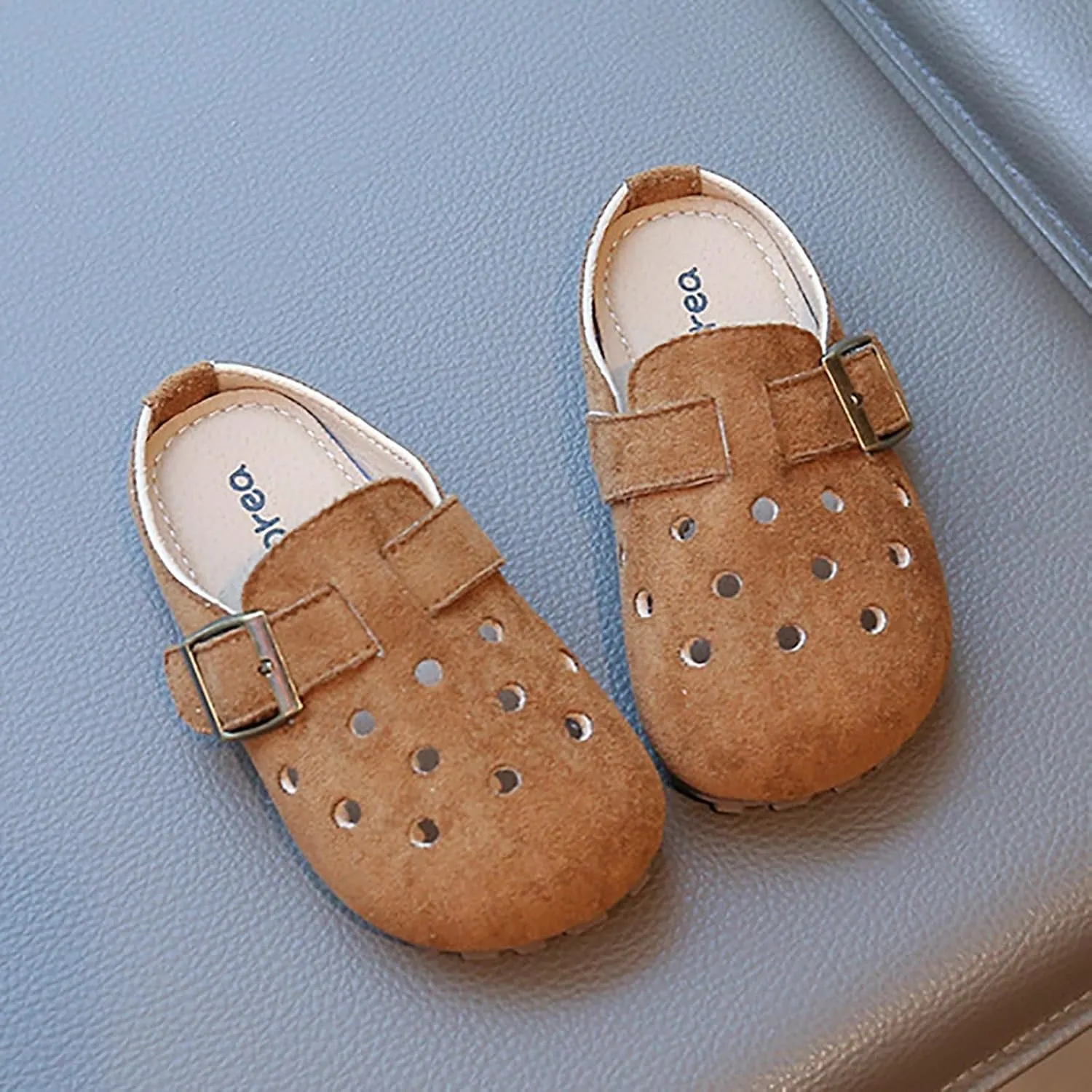 Girls Shoes Comfortable Closed Toe Slip On Sandals Fashionable Casual Slippers Sandals for Toddler Girl White