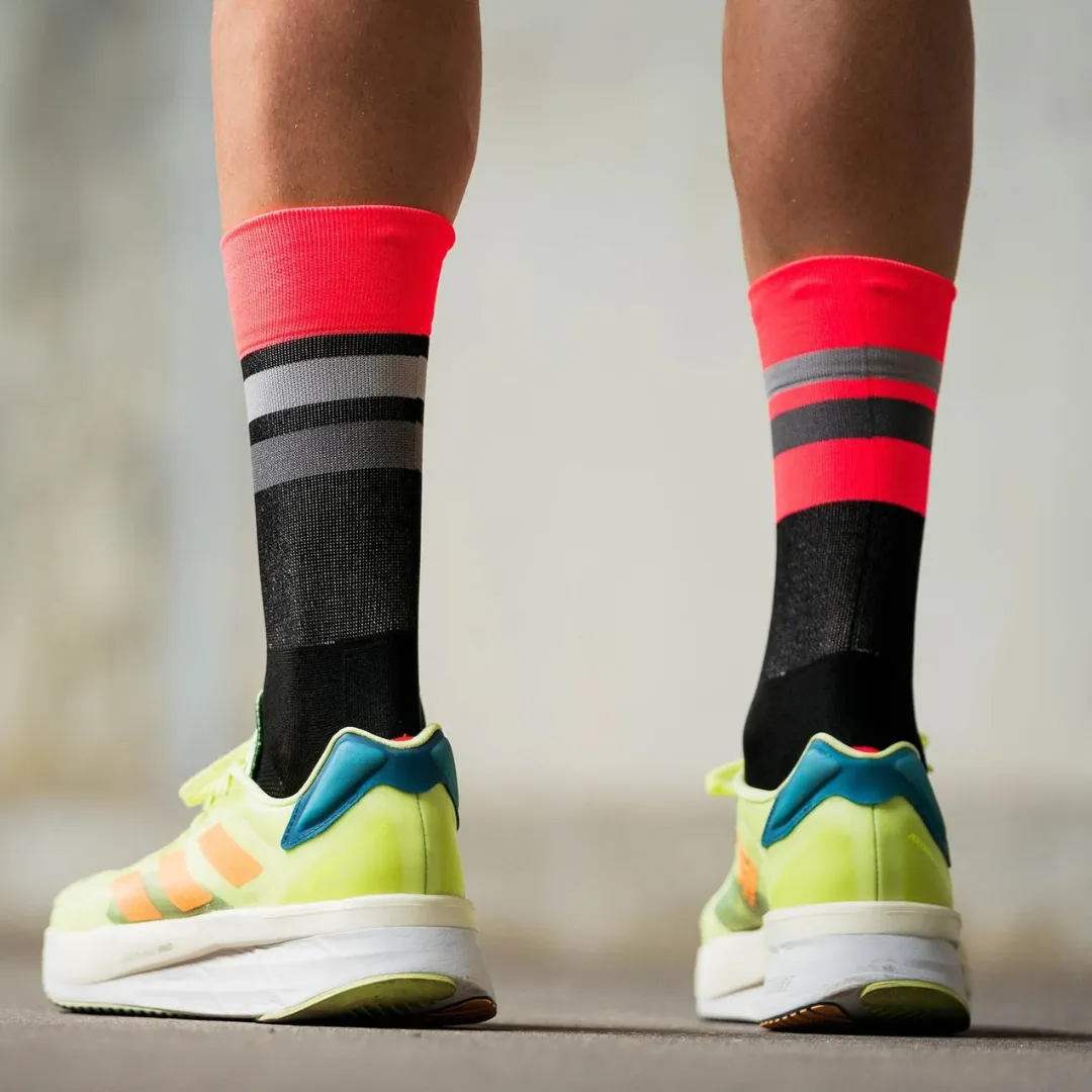 Incylence - Ultralight Tracks Long Sock - Black Inferno