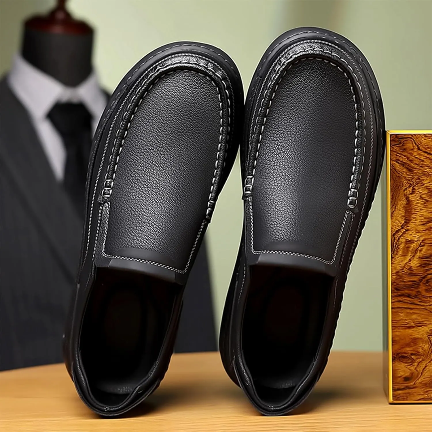 Men's Leather Slip On Casual Loafers Hand Stitched Lightweight Anti-Slip Soft Sole Moccasins Comfortable Driving Walking Shoes for Work Travel