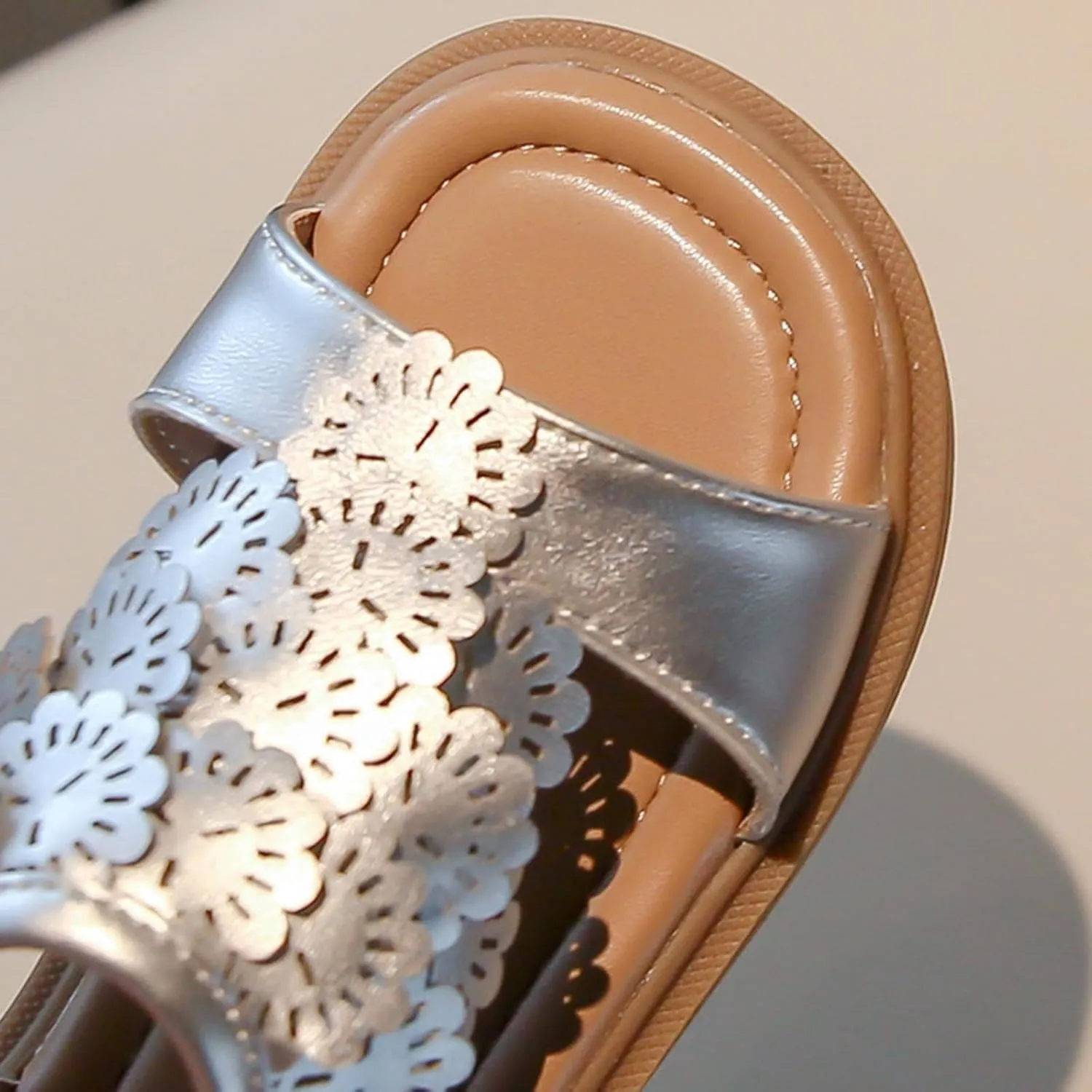 out Sandals for Girls Trendy Flat Boho Sandal Comfy Beach Outwear Hiking School Footwear Summer Shoes