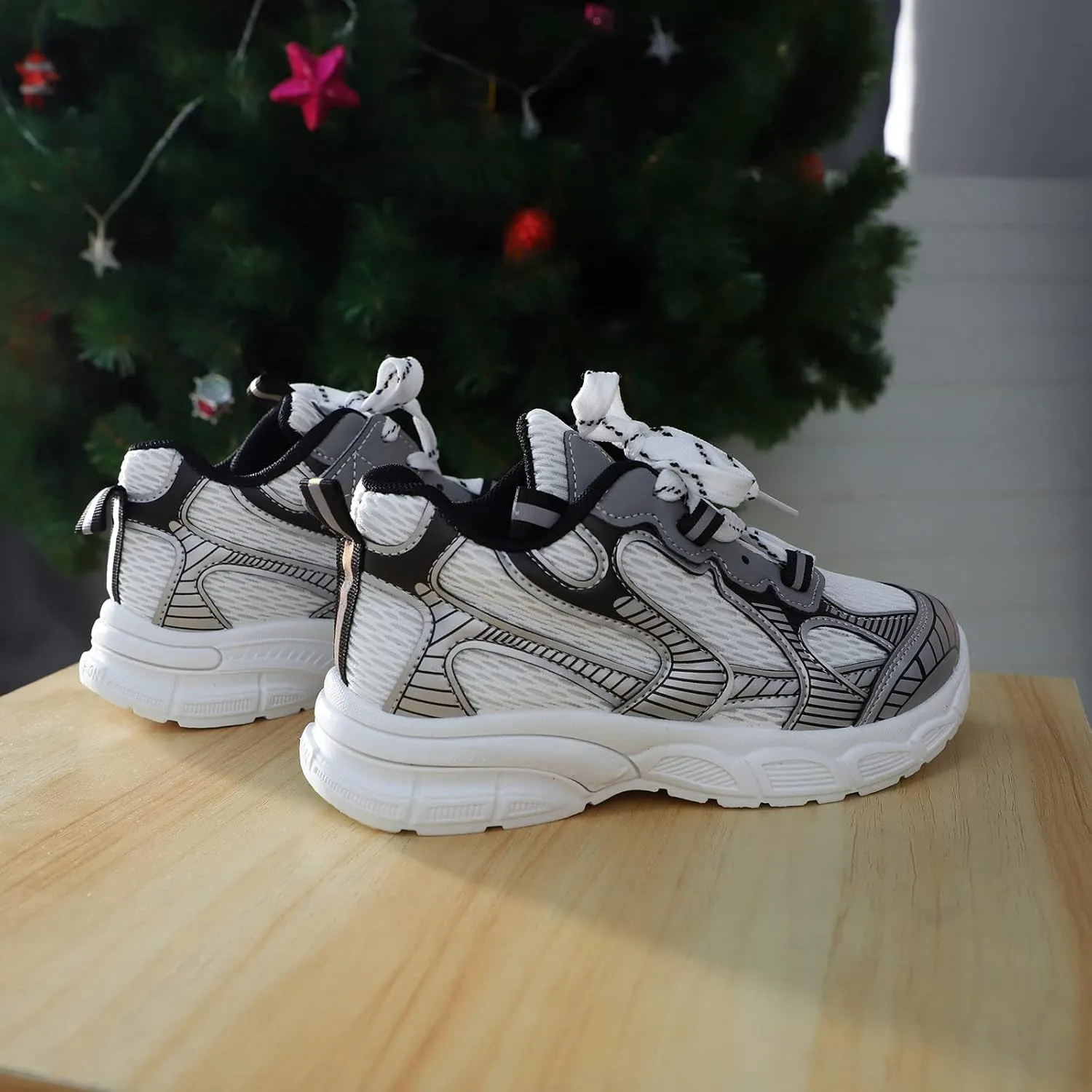 Toddler Baby Sneakers Fashionable Children Sports Boys and Girls Thick Non Slip Boy Solid Tied Shoes Casual Shoes