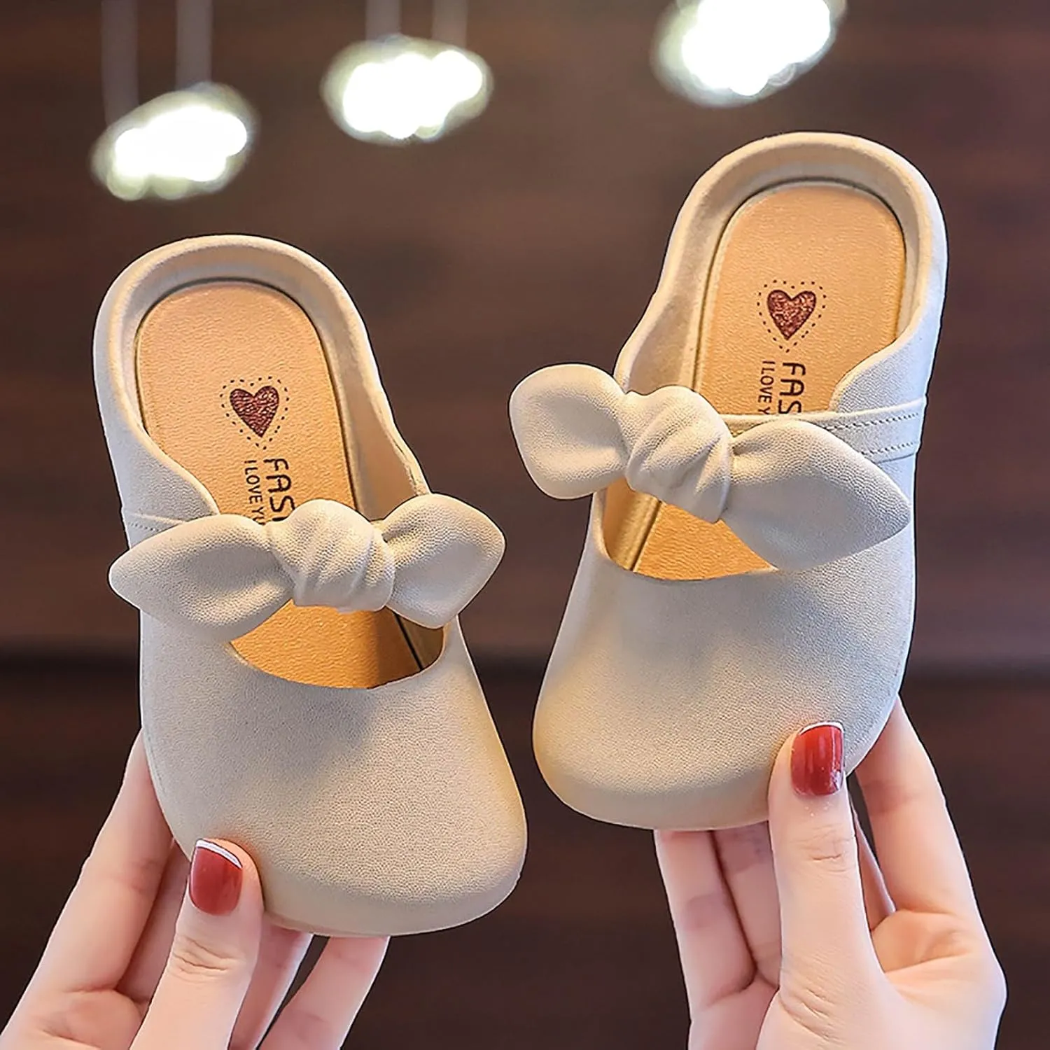 Toddler Girls Bow Sandals Closed Toe Leather Water Shoes Slipper Baby Infant Summer Flat Wide Sandals Lightweight Comfy