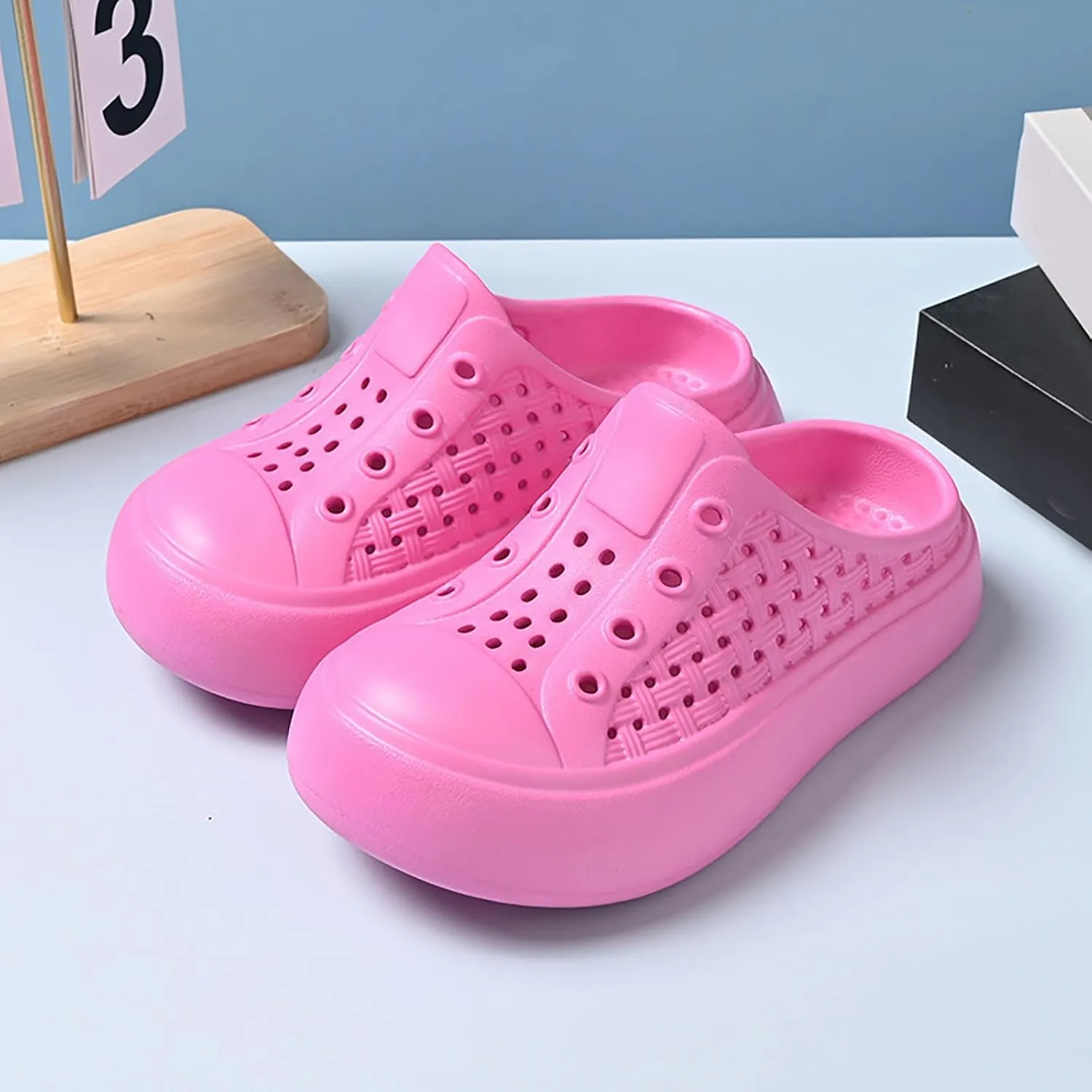 Walking Shoes for Boys Girls Girls Shoes Comfortable Soft Thick Sole One Foot Covered Sandals Fashionable Light Sandals