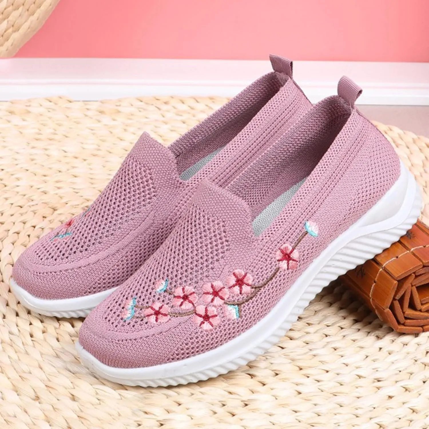 Women Walking Sneakers Lightweight Breathable Running Shoes Non Slip Athletic Sneakers Workout Casual Sports Shoes