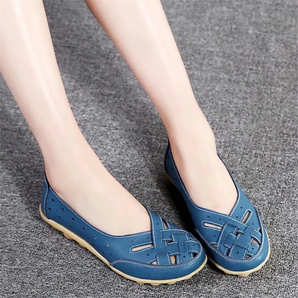 Women's Driving Loafers in Breathable Non Slip Flat Sandals Fashion Cutout Elegant Cute Walking Shoes Ladies Round Toe Dressy Casual Lightweight Outdoor Shoes